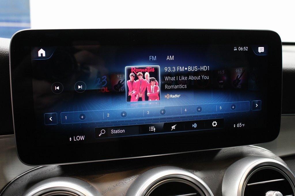 Used 2021 Mercedes-Benz GLC 300 image 31