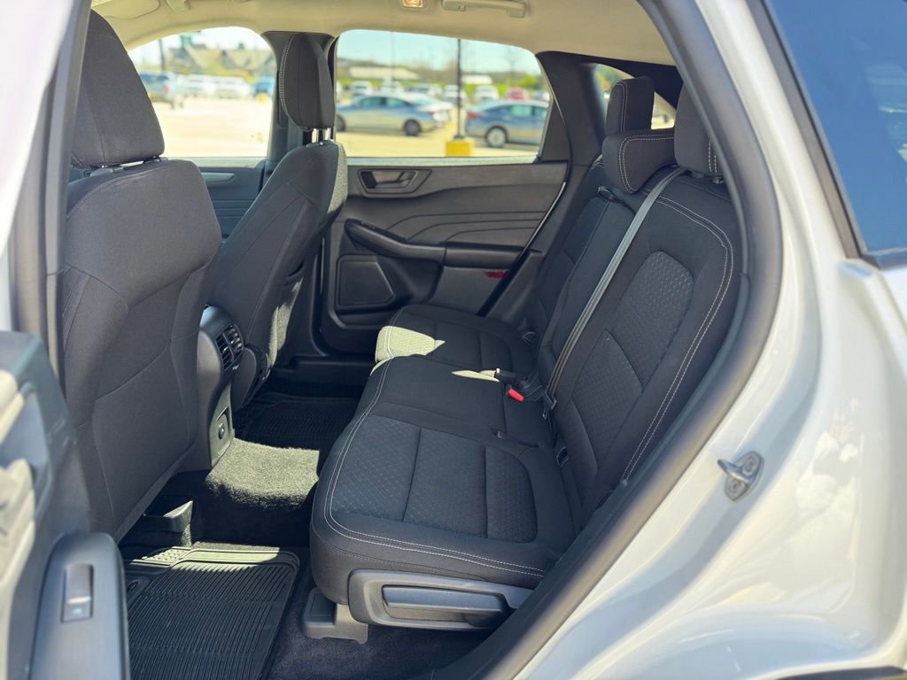 Certified 2025 Ford Escape Active AWD/4WD image 31