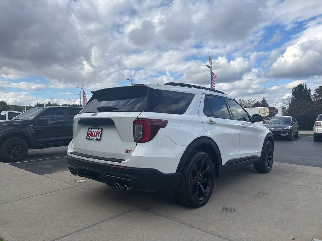 Certified 2024 Ford Explorer ST w/ Equipment Group 401A image 10