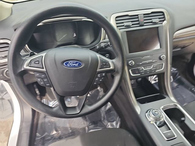 Certified 2020 Ford Fusion SE AWD/4WD image 16