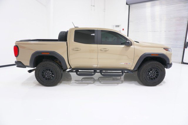 Used 2024 GMC Canyon AT4X w/ AT4X AEV Edition AWD/4WD image 4