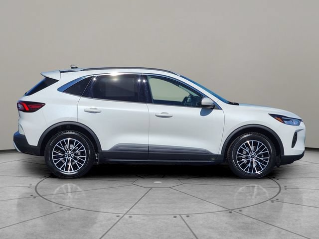 Certified 2023 Ford Escape SE FWD image 13