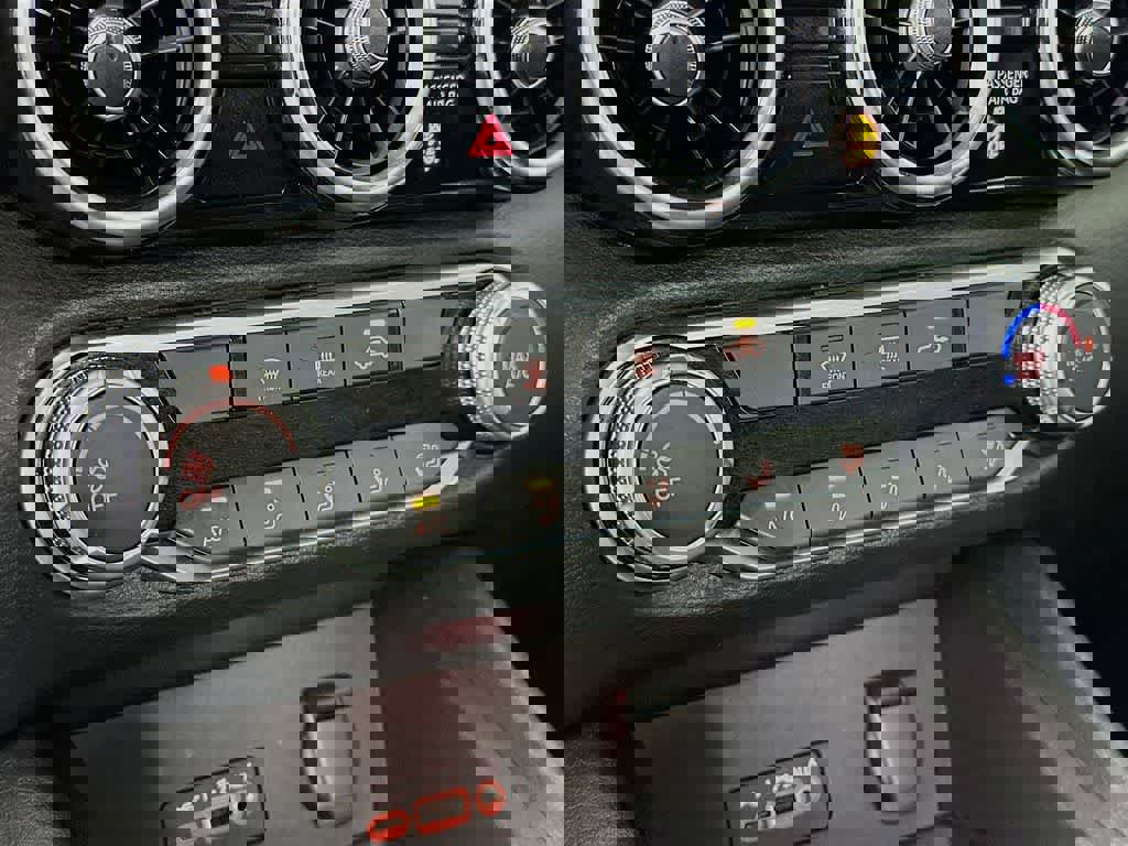 Used 2023 Nissan Sentra SV image 20