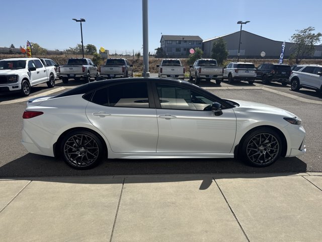 Used 2025 Toyota Camry XSE FWD image 6