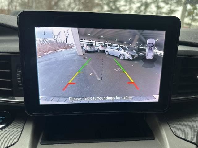 Certified 2023 Ford Explorer XLT w/ Equipment Group 202A image 17