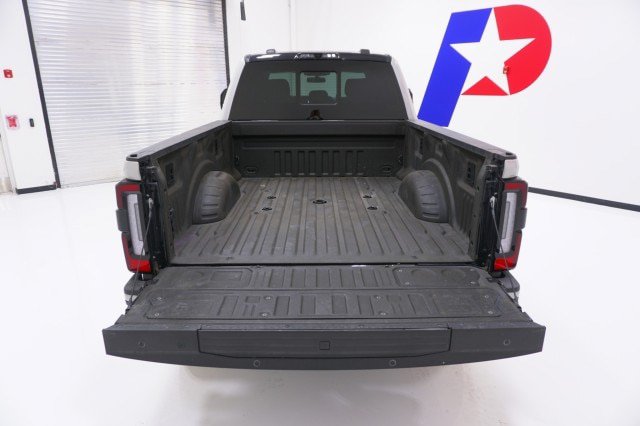 Certified 2024 Ford F250 Limited w/ FX4 Off-Road Package AWD/4WD image 8