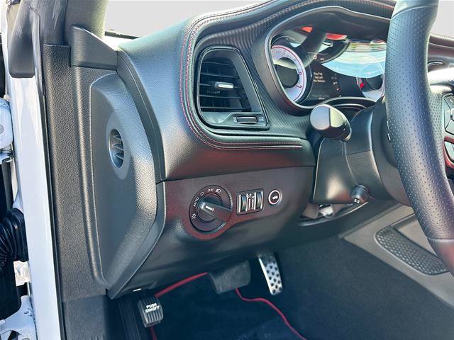 Used 2022 Dodge Challenger R/T Scat Pack RWD image 11