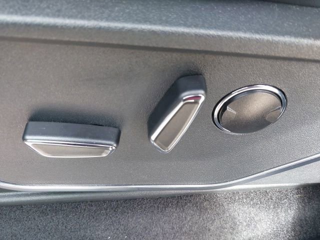 Certified 2025 Ford F150 Raptor AWD/4WD image 21