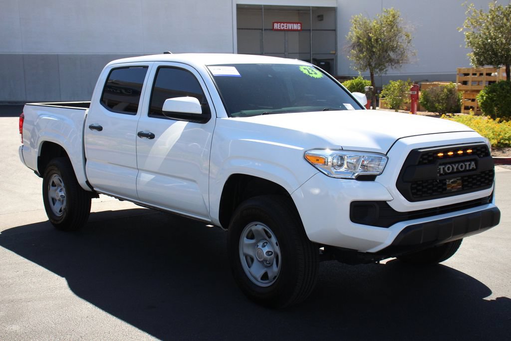 Used 2023 Toyota Tacoma SR AWD/4WD image 11