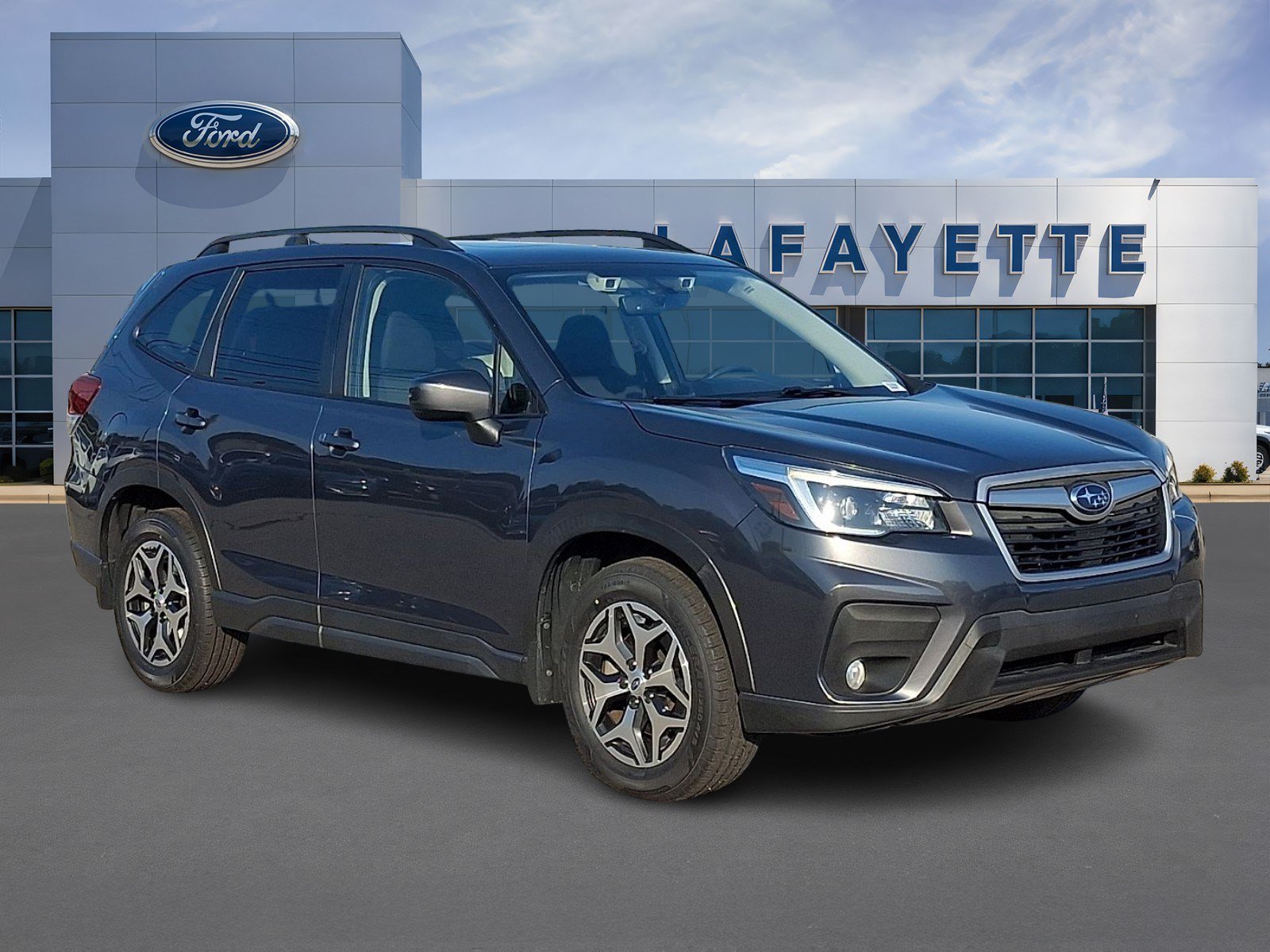 Used 2021 Subaru Forester Premium AWD/4WD image 1