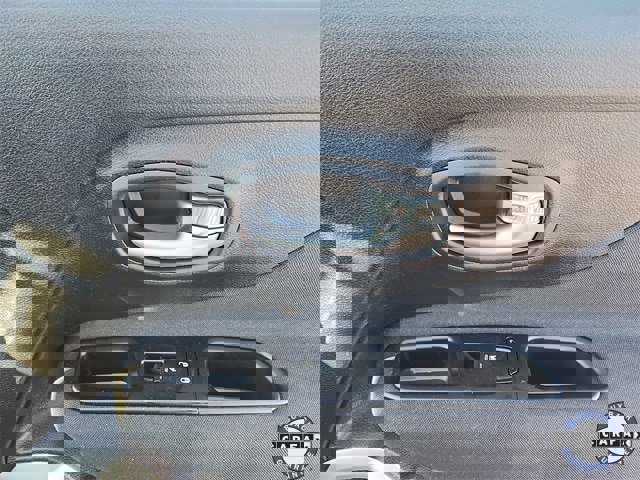 Used 2019 Jeep Renegade Latitude w/ Cold Weather Group image 33