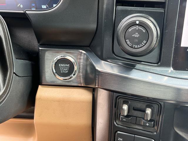 Certified 2025 Ford F250 Lariat w/ Lariat Ultimate Package AWD/4WD image 14