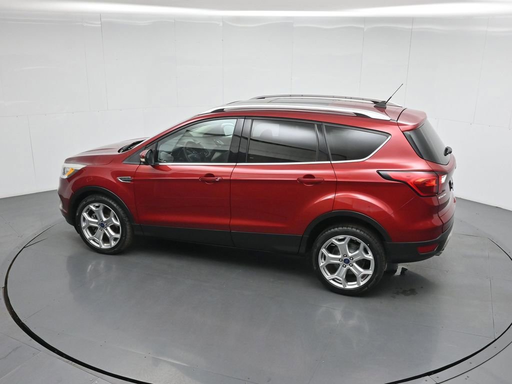 Certified 2019 Ford Escape Titanium image 21