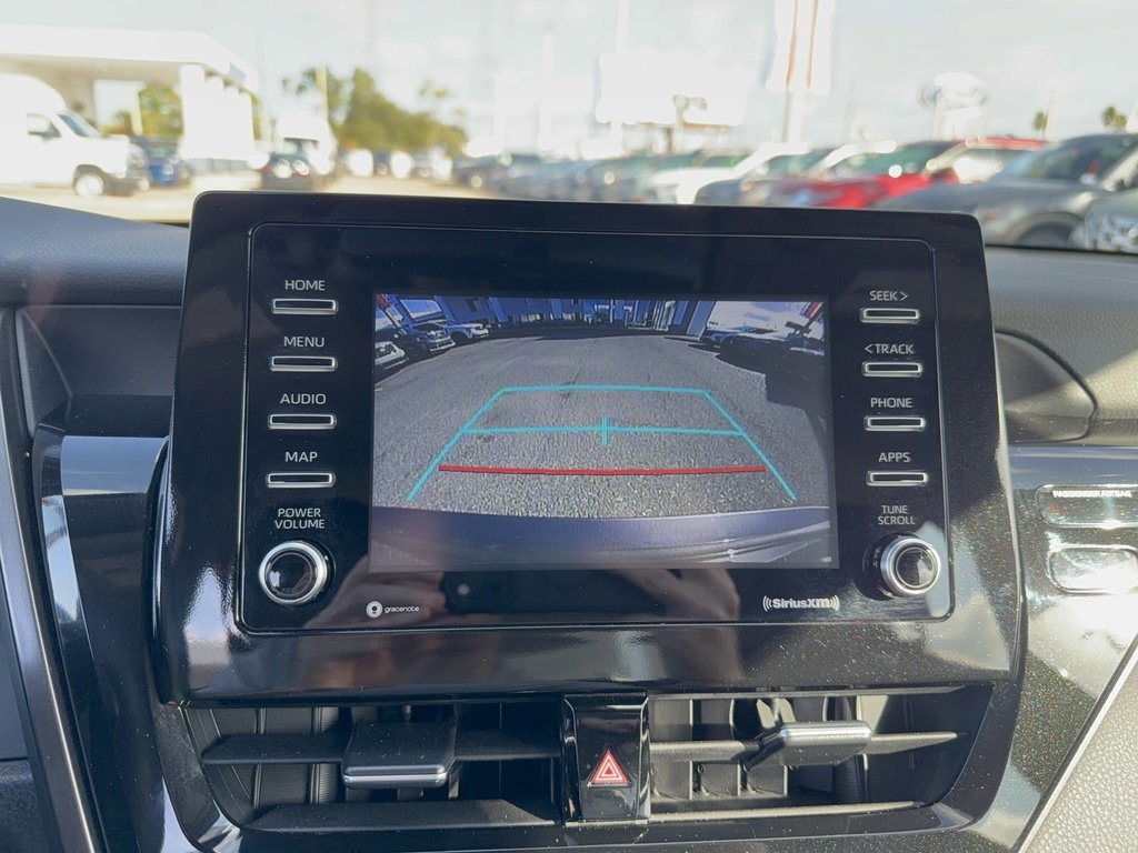 Used 2023 Toyota Camry SE image 19