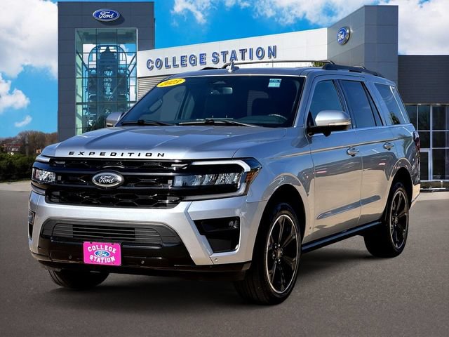 Certified 2023 Ford Expedition Limited RWD image 2