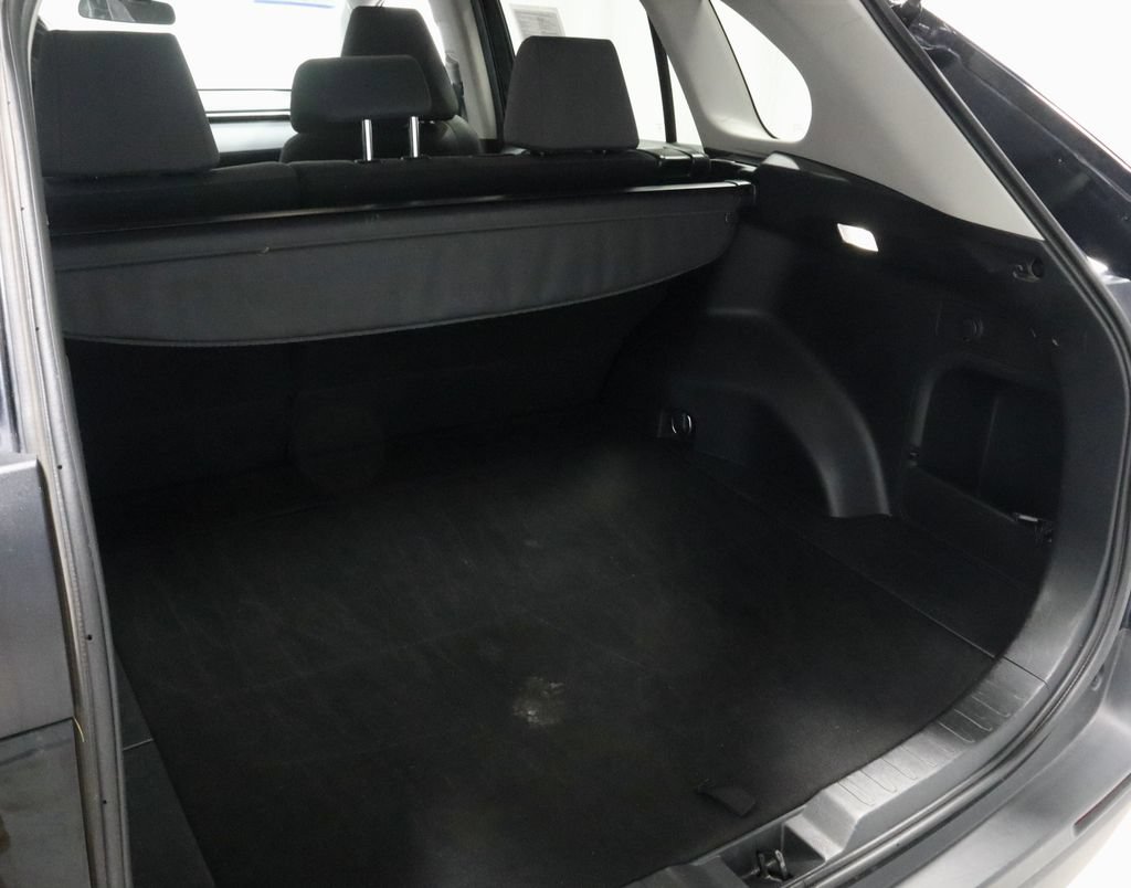 Used 2024 Toyota RAV4 XLE AWD/4WD image 13