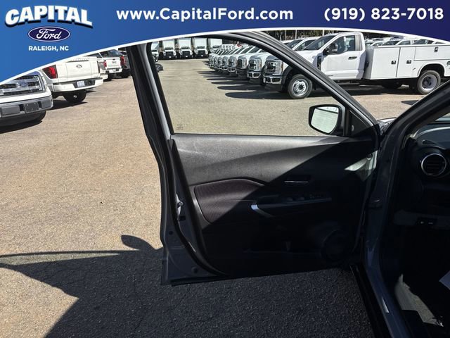 Used 2022 Nissan Kicks SV image 19