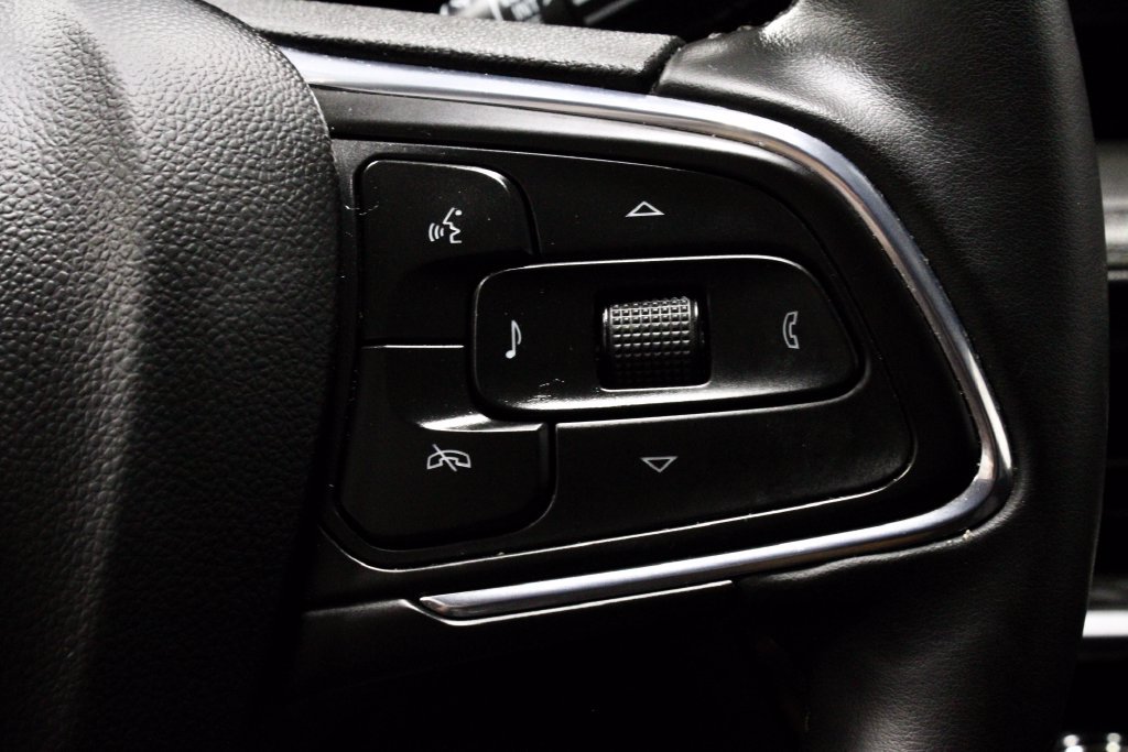 Used 2024 Buick Encore GX Sport Touring w/ Comfort Package AWD/4WD image 28
