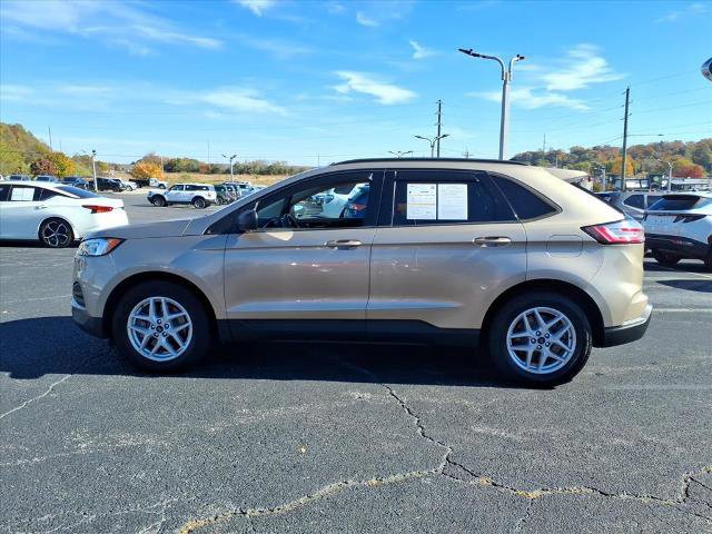 Certified 2021 Ford Edge SE image 6
