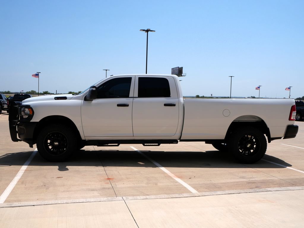 Used 2024 RAM 2500 Tradesman AWD/4WD image 3