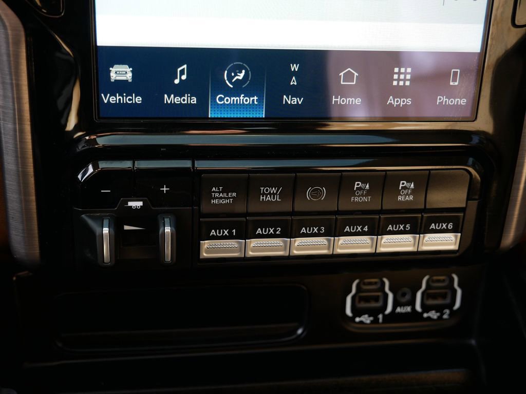 Used 2022 RAM 3500 Limited image 28