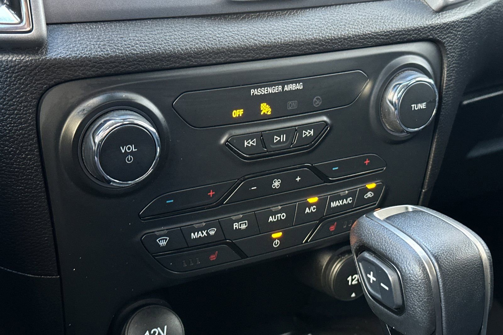 Certified 2023 Ford Ranger XLT w/ Equipment Group 302A High image 18