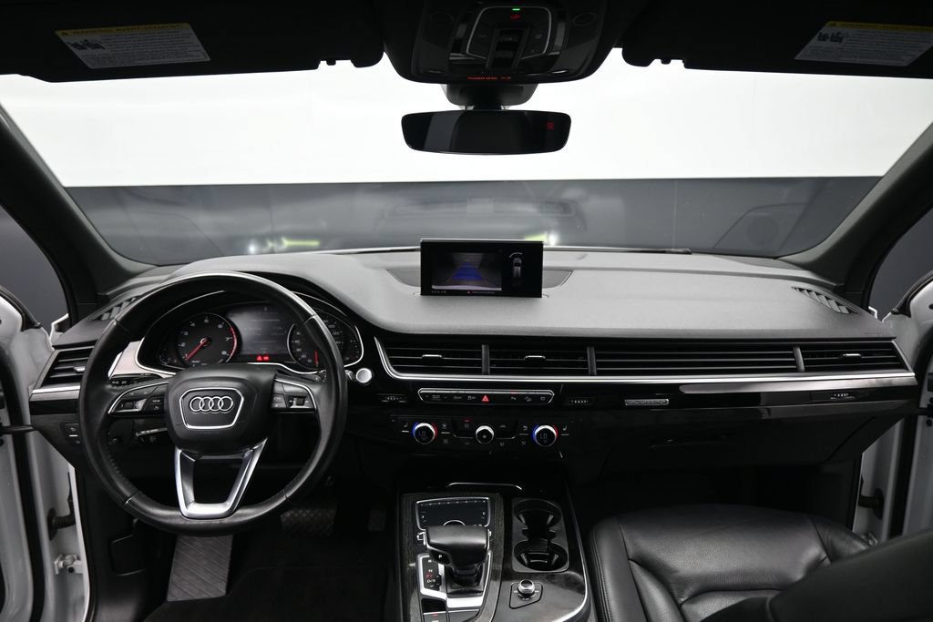 Used 2019 Audi Q7 3.0T Premium w/ Convenience Package AWD/4WD image 24