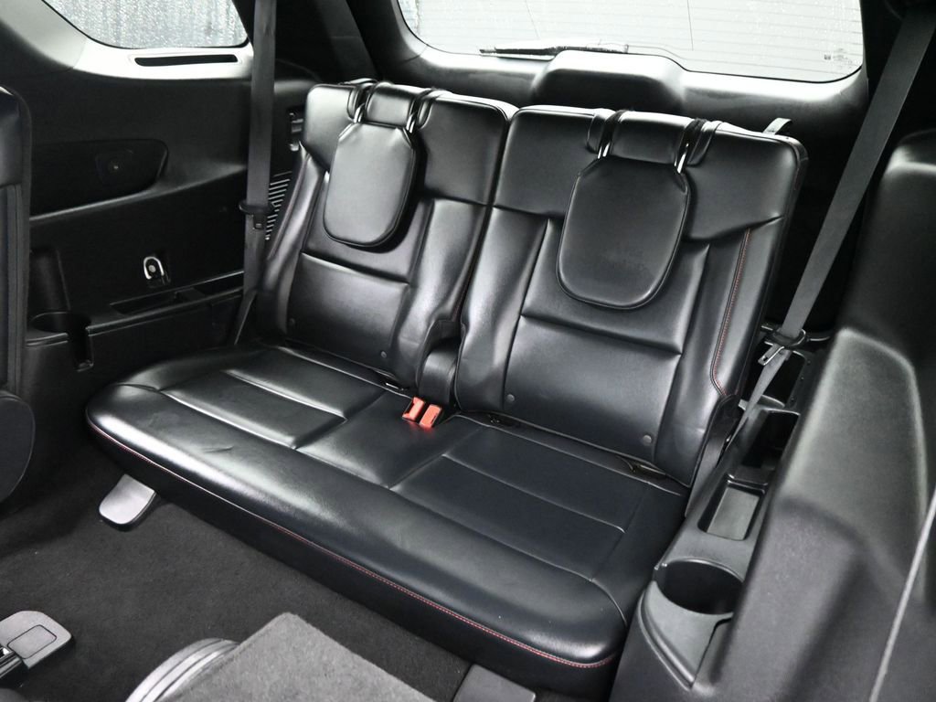 Certified 2025 Ford Explorer ST-Line image 20