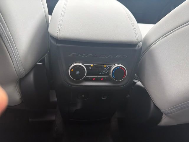 Certified 2025 Ford Explorer Platinum AWD/4WD image 20