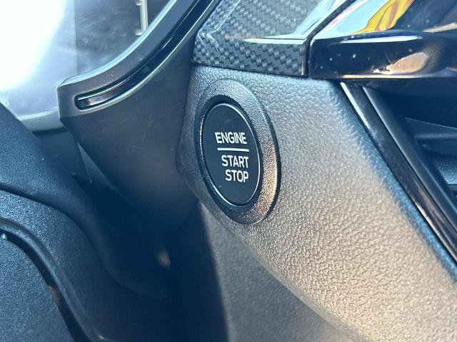 Certified 2025 Ford Escape ST-Line AWD/4WD image 31