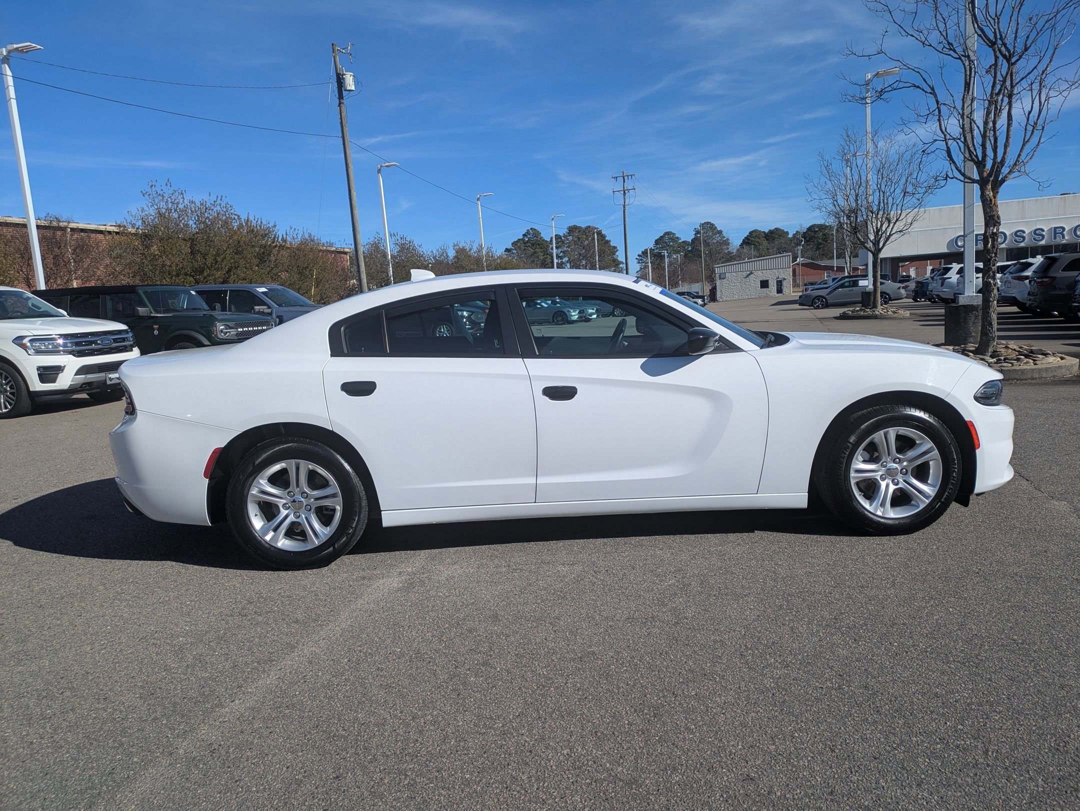 Used 2023 Dodge Charger SXT image 6