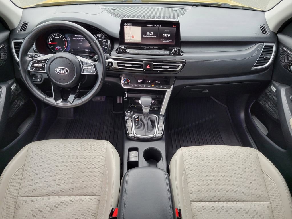Used 2021 Kia Seltos SX w/ SX Sunroof Package image 17
