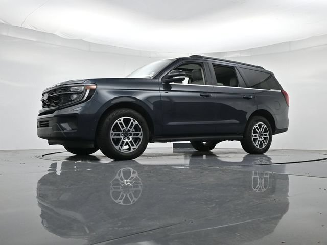 Certified 2025 Ford Expedition Active AWD/4WD image 39