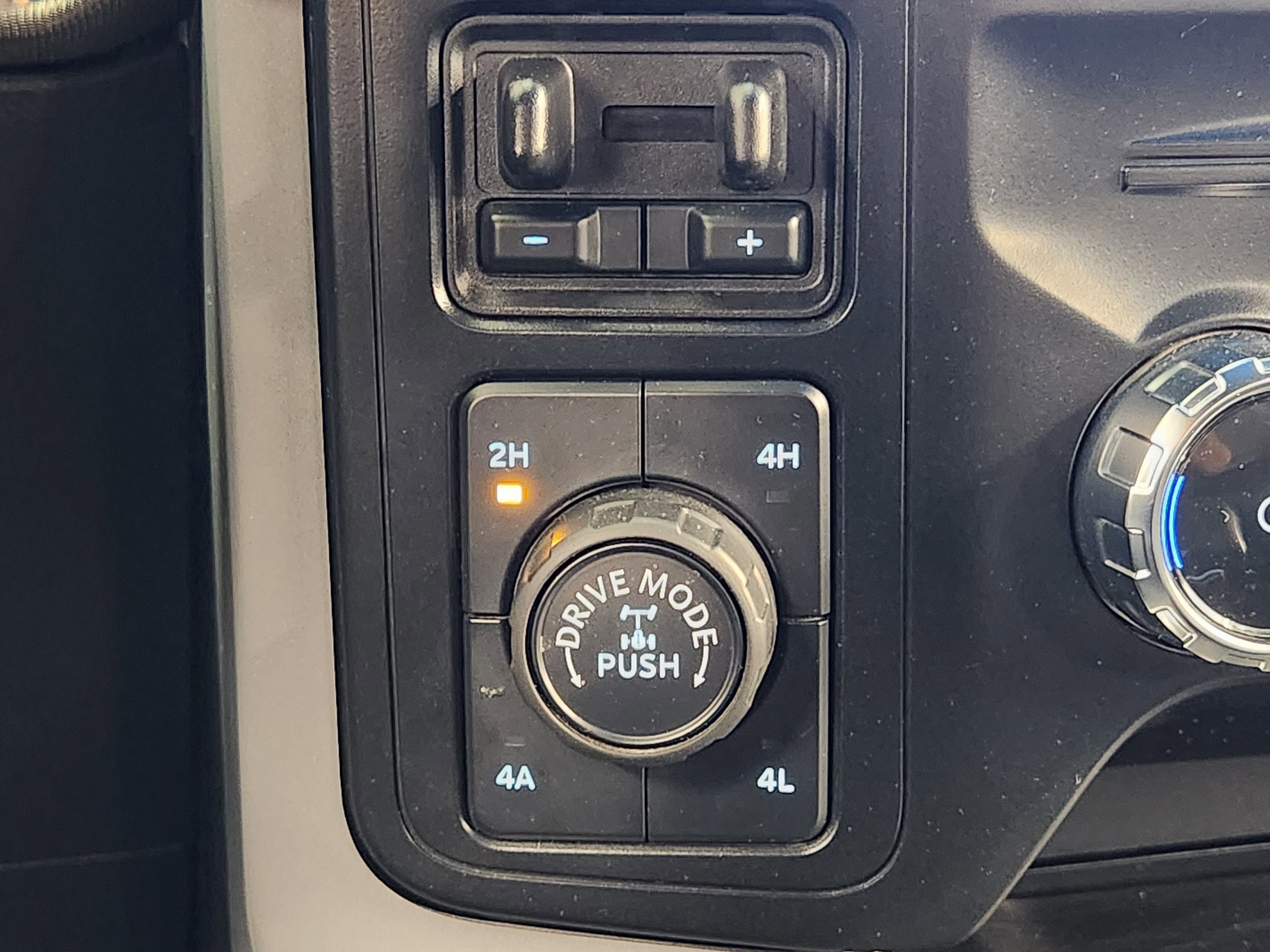 Certified 2024 Ford F150 Lariat w/ Tow/Haul Package image 21