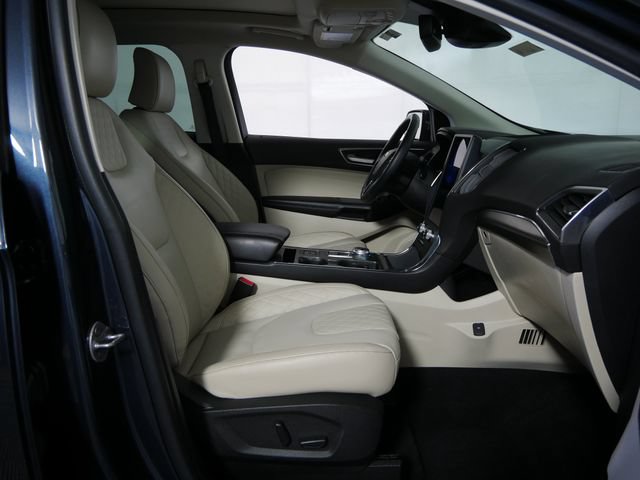 Certified 2023 Ford Edge Titanium w/ Equipment Group 301A AWD/4WD image 8