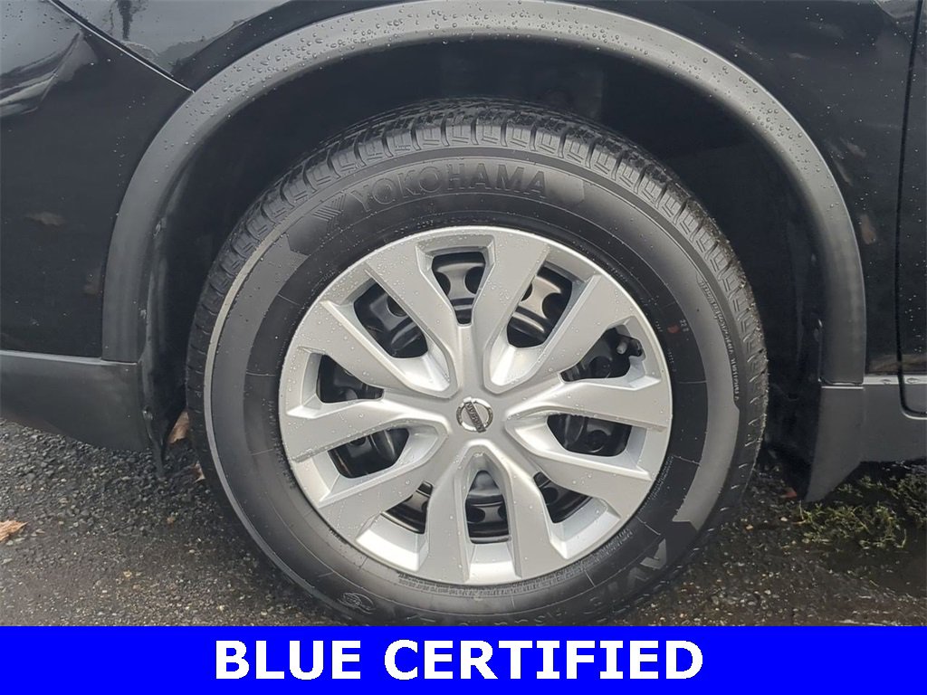 Used 2017 Nissan Rogue S image 29