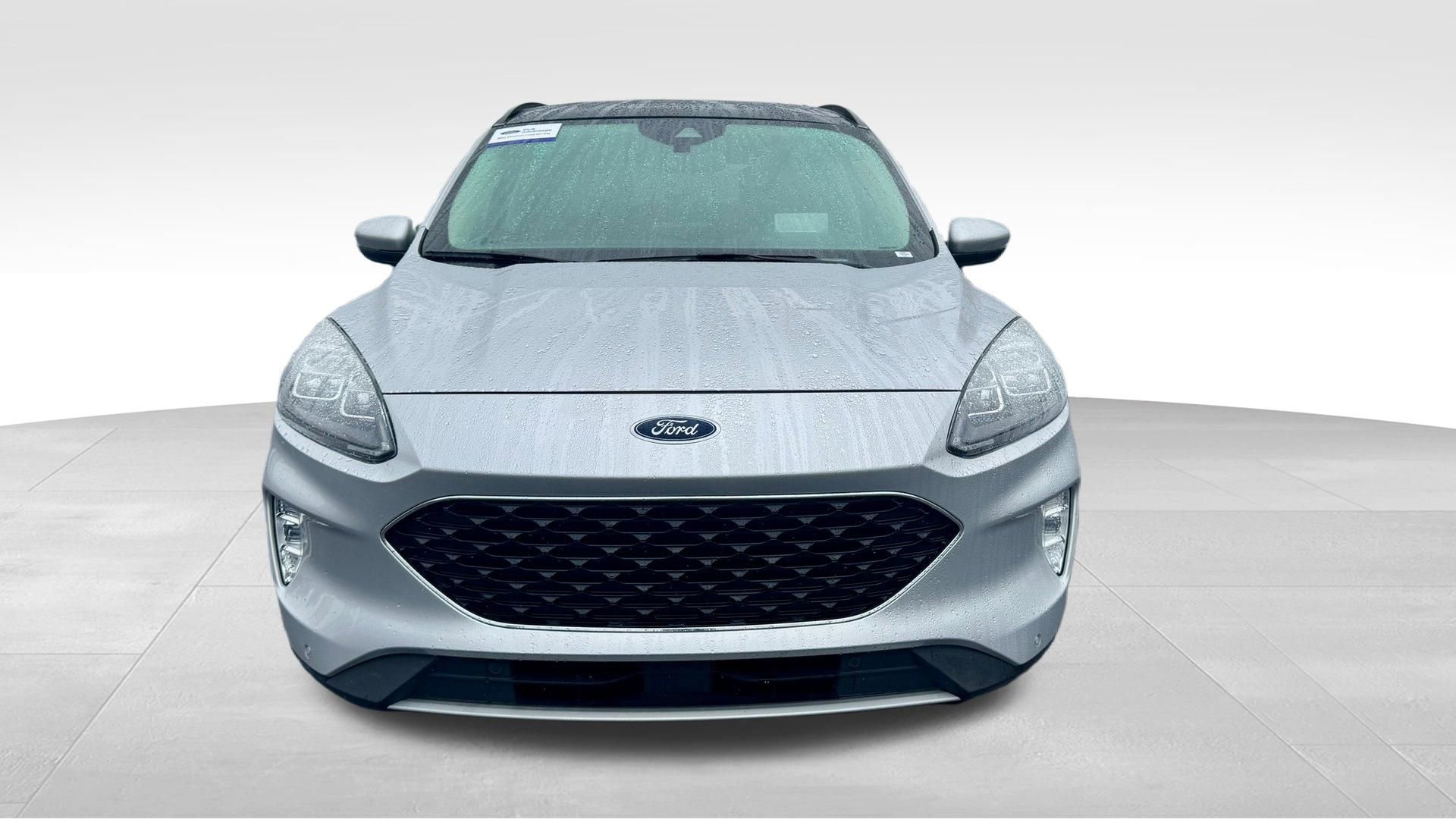 Certified 2020 Ford Escape Titanium w/ Titanium Premium Package 2.0 image 24