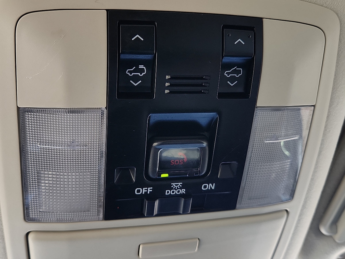 Used 2023 Lexus GX 460 Premium AWD/4WD image 25