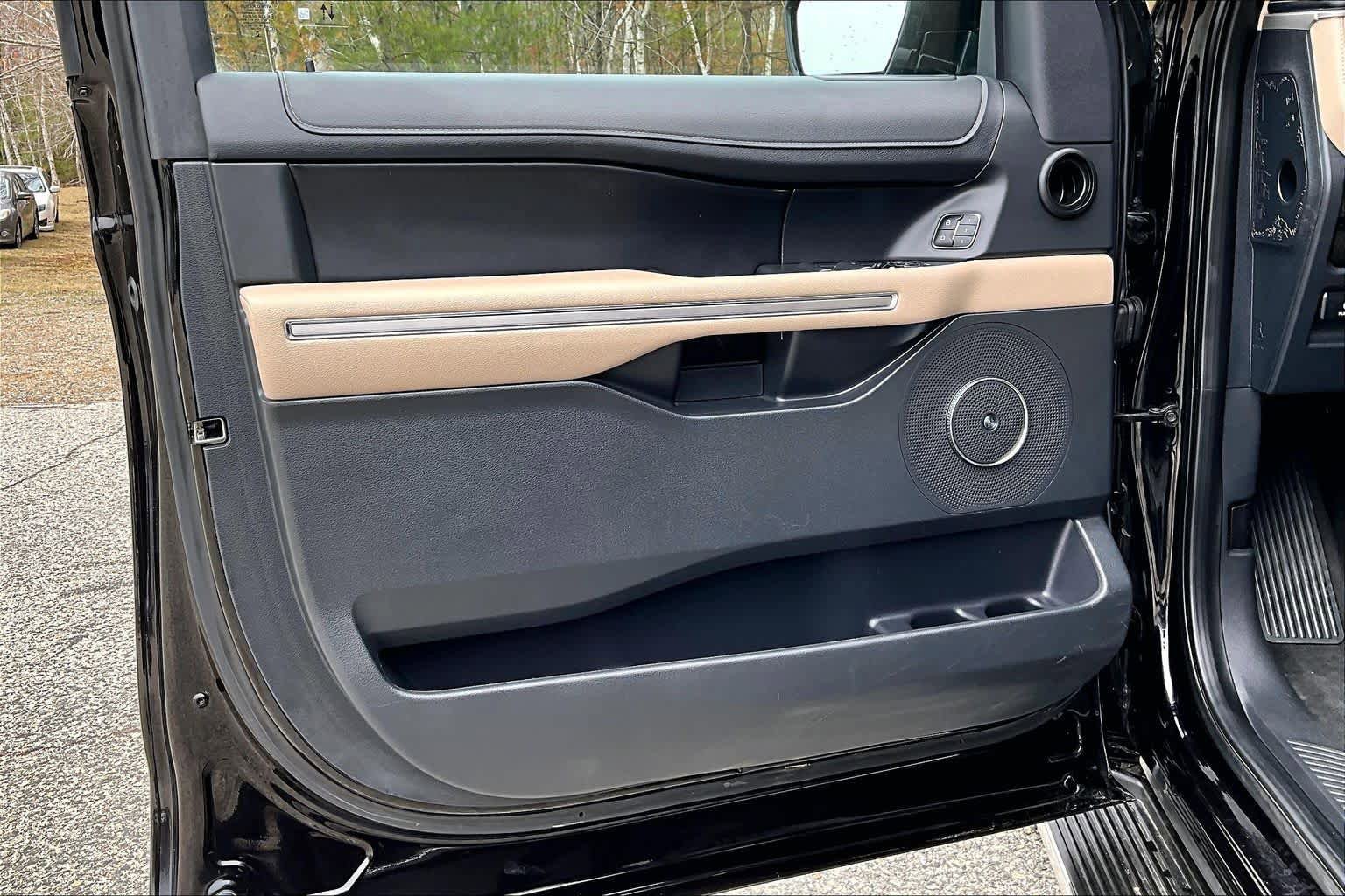 Certified 2023 Ford Expedition Max Limited AWD/4WD image 22