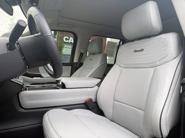 Certified 2025 Ford Expedition Platinum w/ Platinum Ultimate Package AWD/4WD image 12