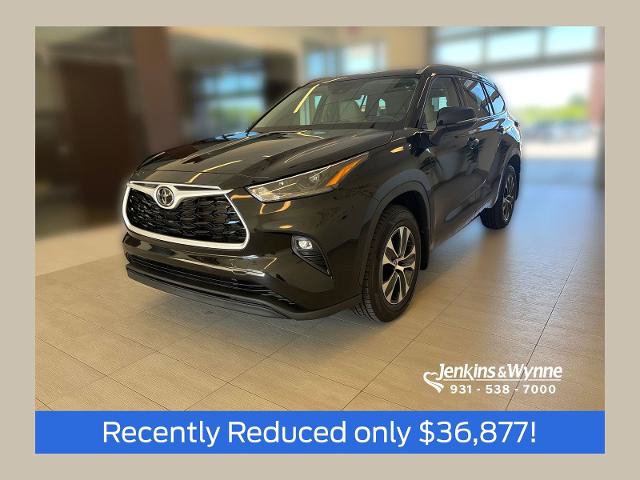 Used 2022 Toyota Highlander XLE