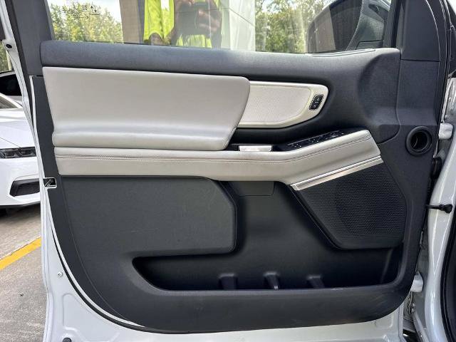 Certified 2025 Ford Expedition Active RWD image 21