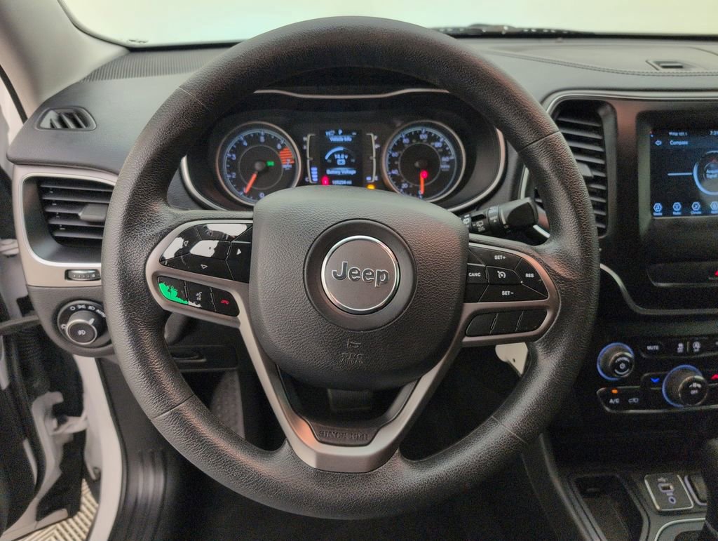 Used 2019 Jeep Cherokee Latitude w/ Popular Appearance Group FWD image 34