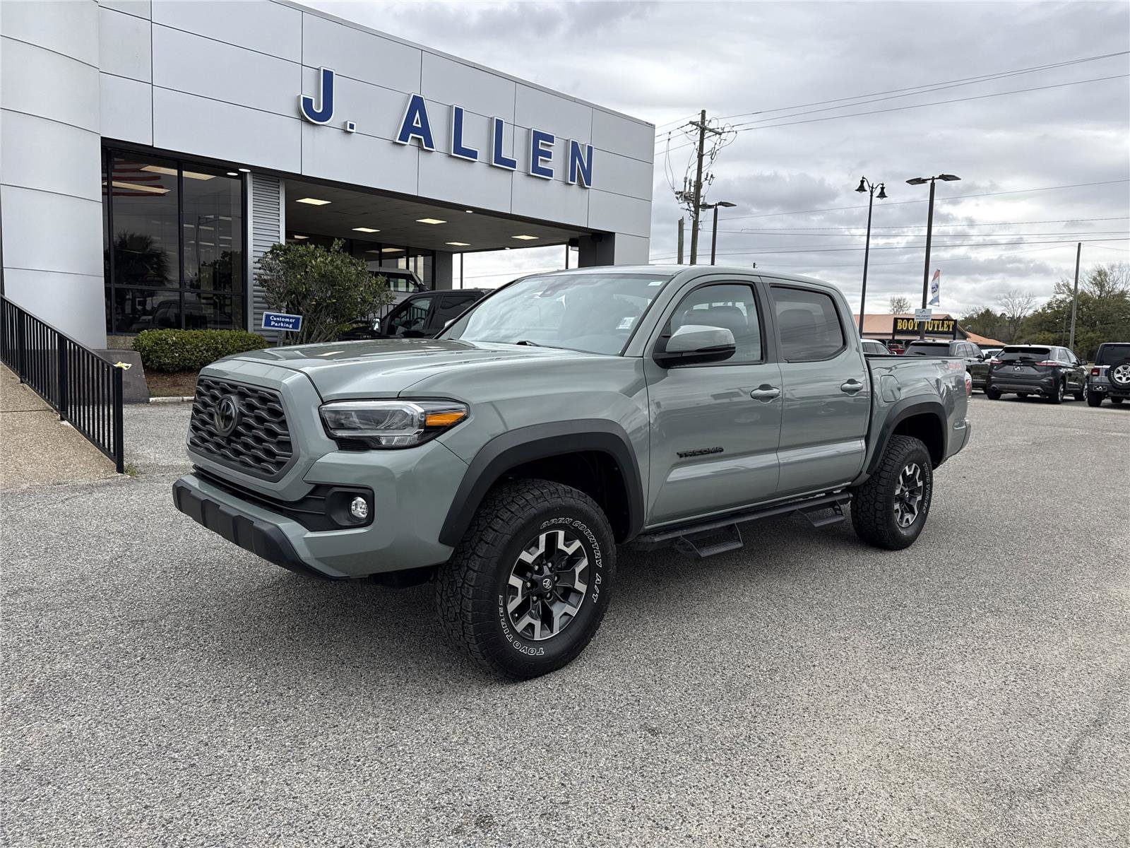Used 2023 Toyota Tacoma TRD Off-Road w/ TRD Premium Off Road Package