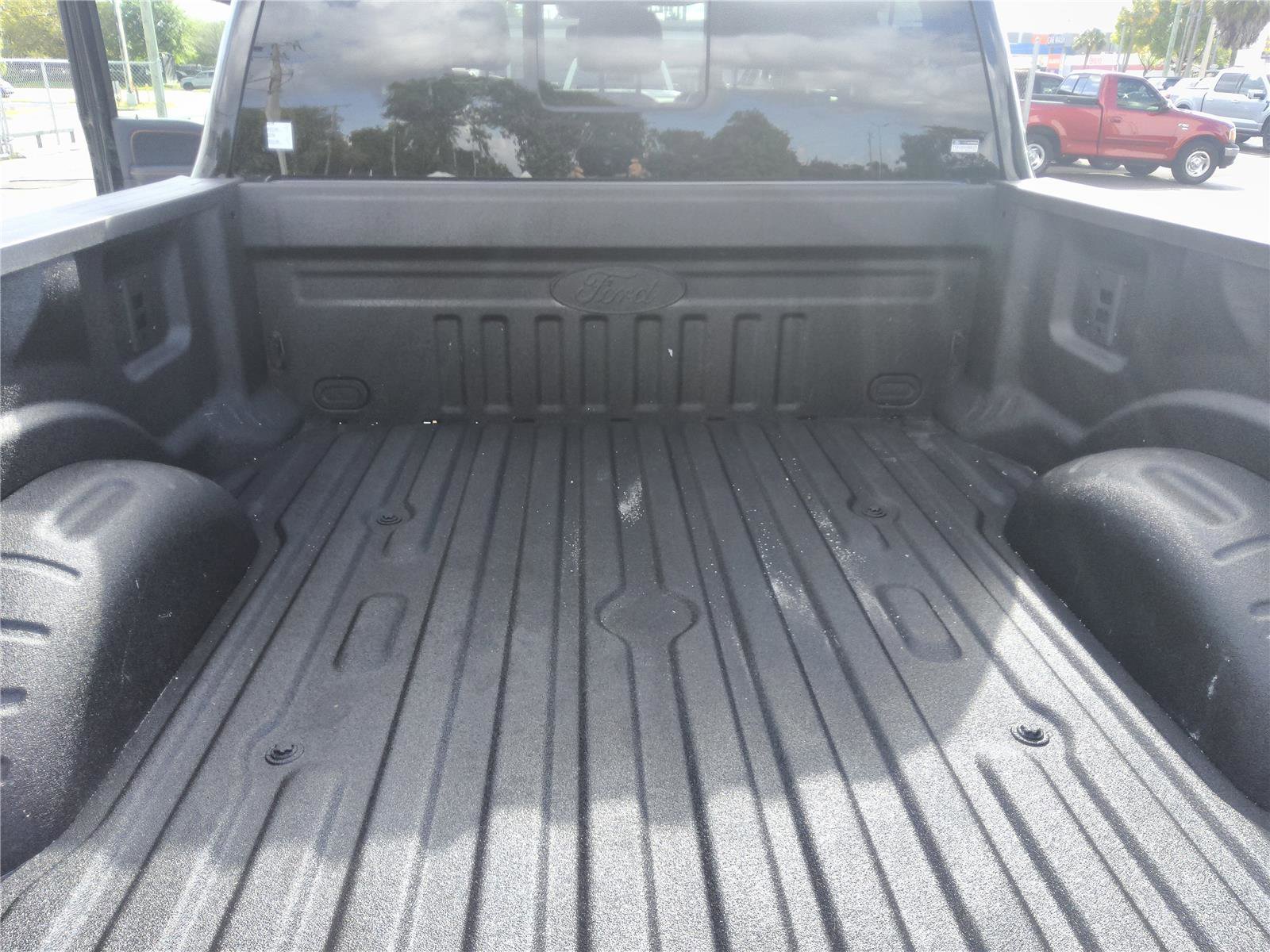 Certified 2024 Ford F350 Platinum w/ Tremor Off-Road Package AWD/4WD image 23