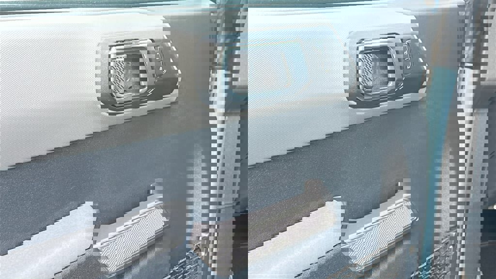 Certified 2023 Ford Bronco Black Diamond w/ Sasquatch Package image 22