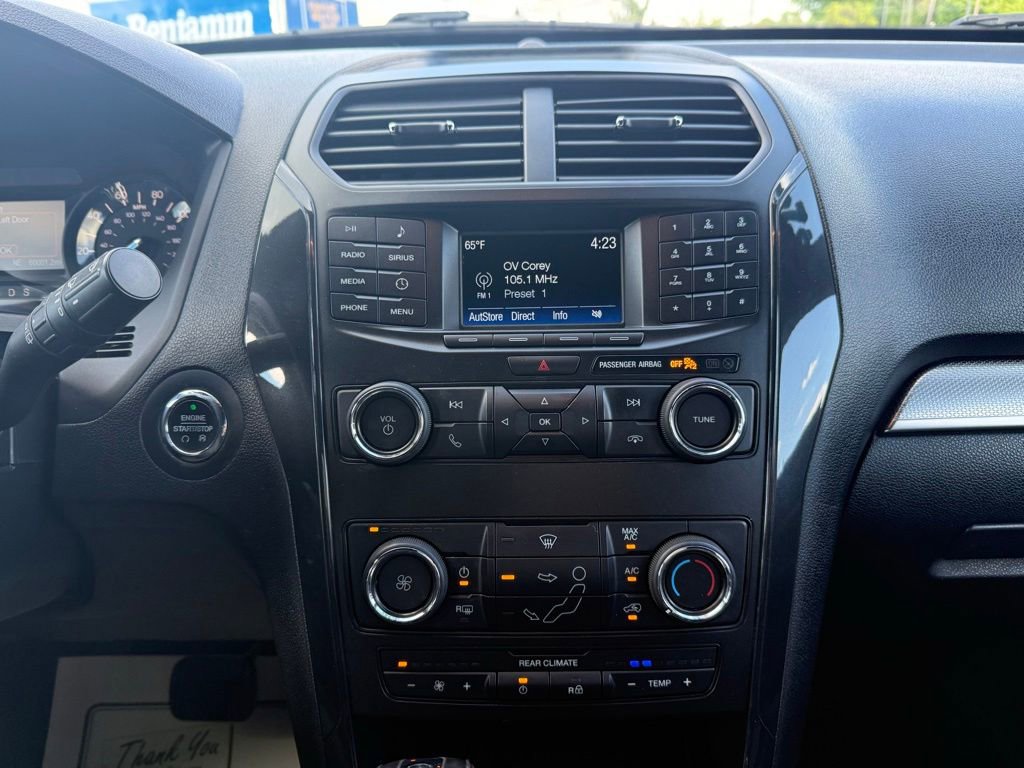 Certified 2018 Ford Explorer XLT AWD/4WD image 17