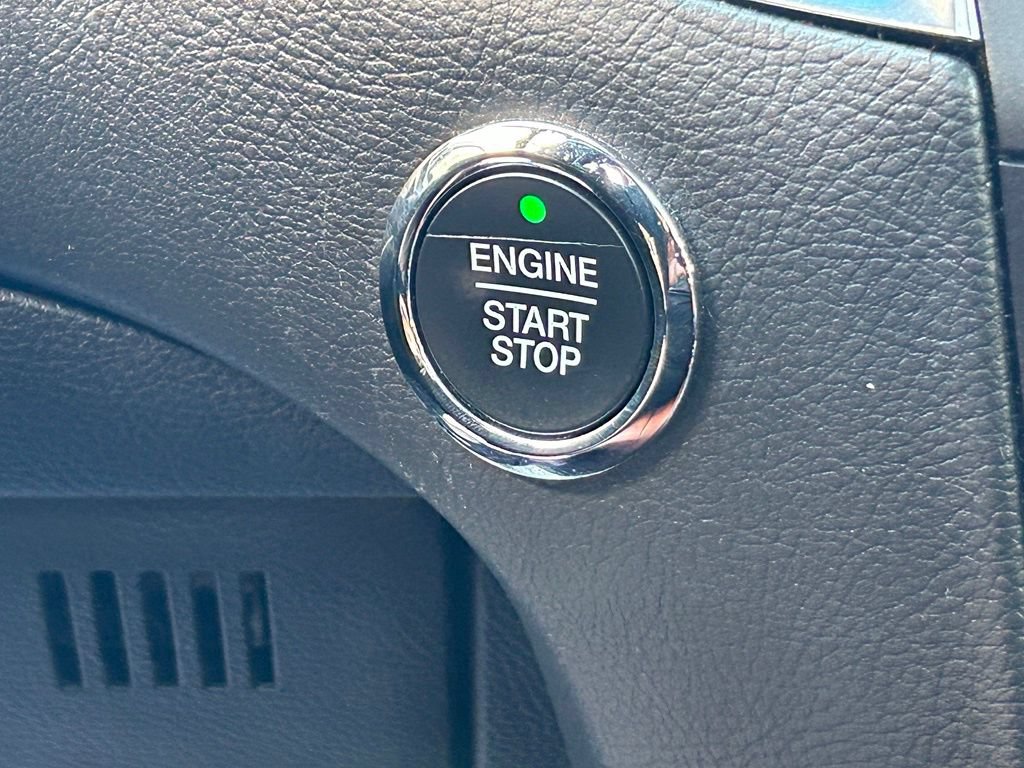 Certified 2018 Ford Edge Titanium w/ Equipment Group 302A AWD/4WD image 42