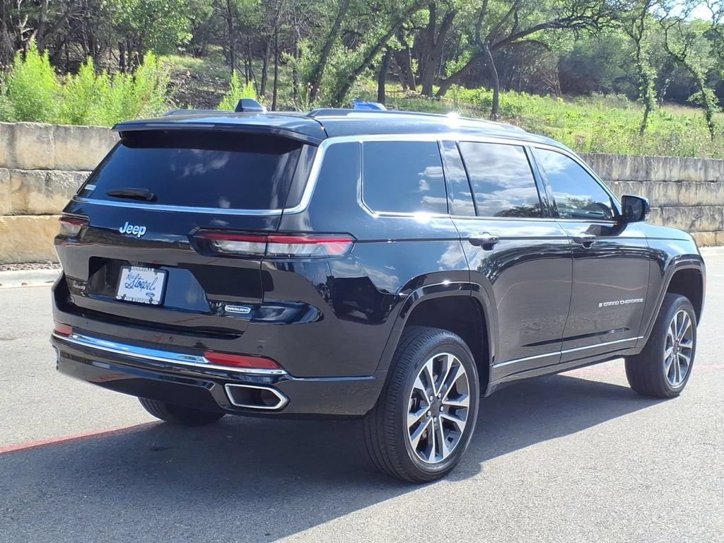Used 2023 Jeep Grand Cherokee L Overland AWD/4WD image 10