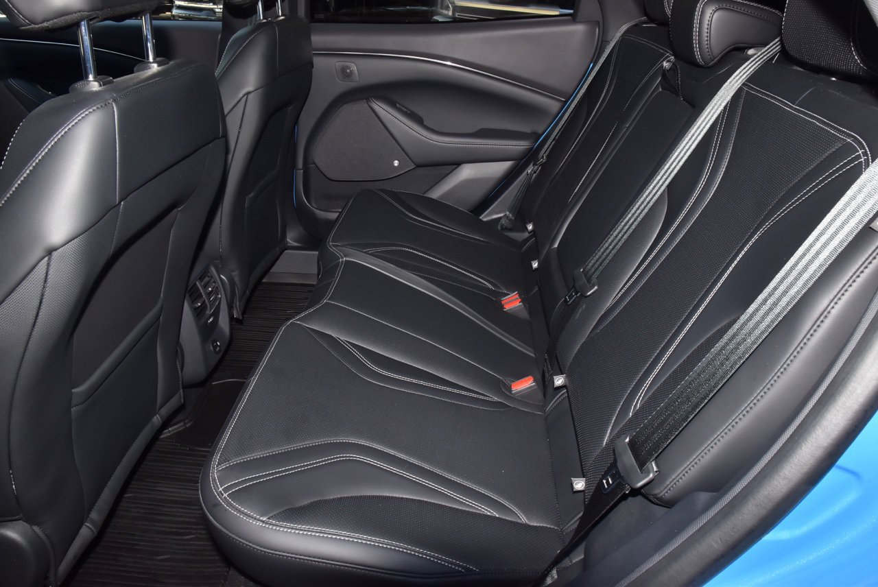 Certified 2022 Ford Mustang Mach-E Premium AWD/4WD image 14